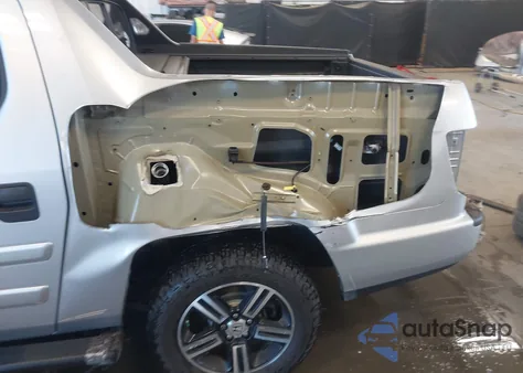 2013 Honda Ridgeline Sport z USA, uszkodzony, nr VIN 5FPYK1F74DB004753